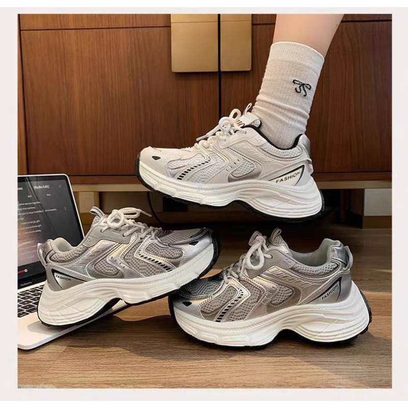 Guipure Lace Panel - Tênis Feminino Unky Dad Primavera 2026: