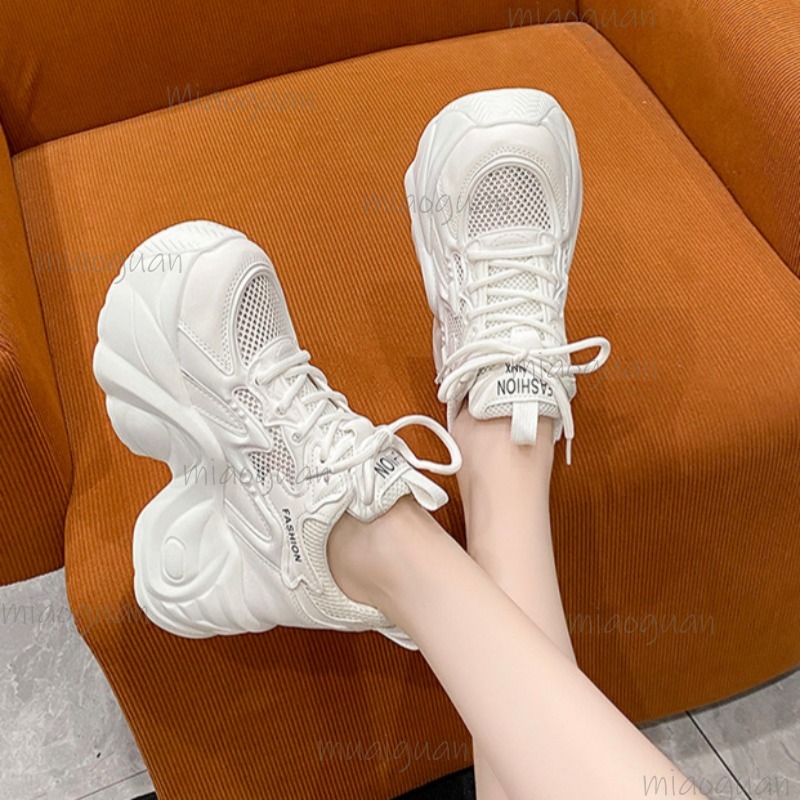 Tênis Feminino Plataforma Chun - Guipure Lace Panel avaliação e preço